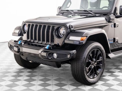 Used 2021 Jeep Wrangler Unlimited Sahara image 34