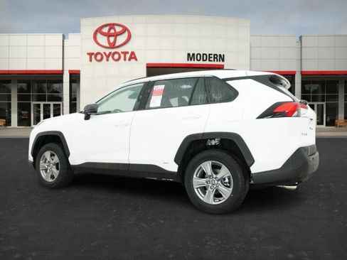 New 2025 Toyota RAV4 LE image 12