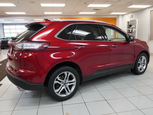Used 2016 Ford Edge Titanium w/ Technology Package image 12