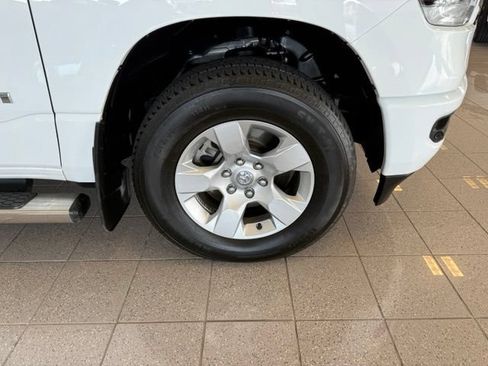 Used 2020 RAM 1500 Big Horn AWD/4WD image 11
