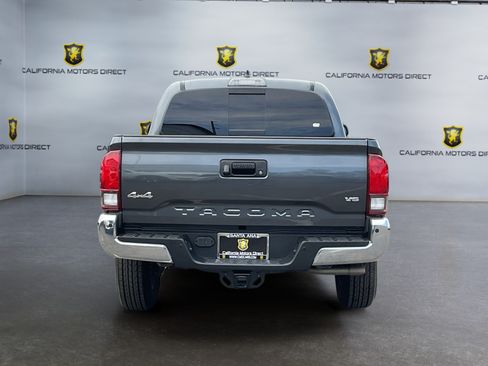 Used 2021 Toyota Tacoma SR5 AWD/4WD image 6