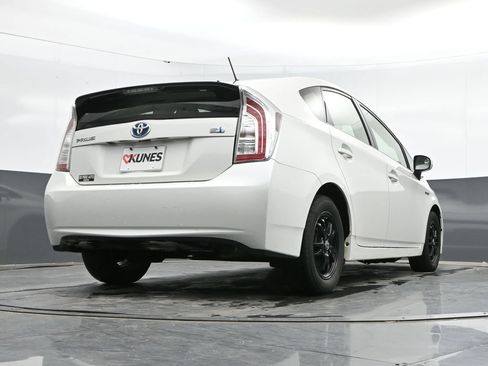 Used 2012 Toyota Prius Two FWD image 29