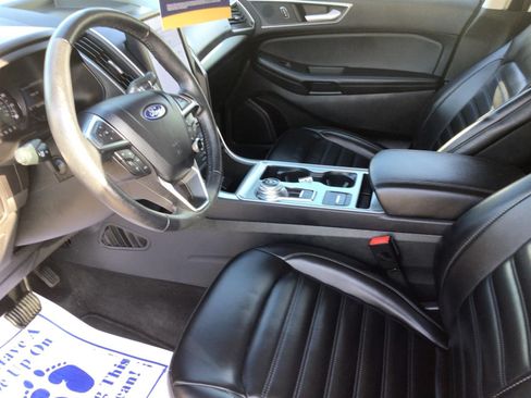 Used 2024 Ford Edge SEL AWD/4WD image 3