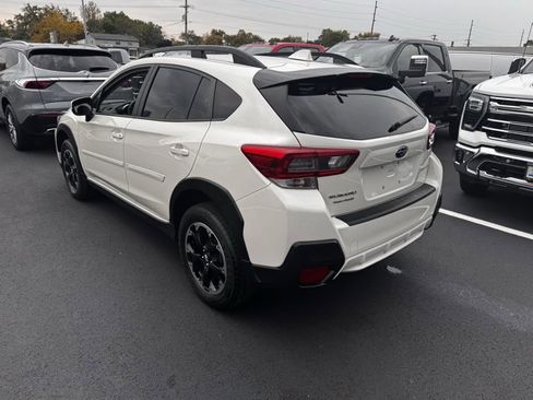 Used 2023 Subaru Crosstrek 2.0i Premium image 4