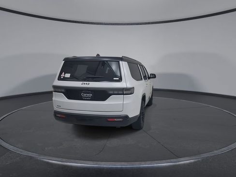 New 2026 Jeep Grand Wagoneer L Summit AWD/4WD image 15