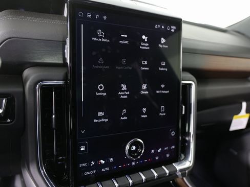 New 2026 GMC Yukon Denali w/ Advanced Technology Package image 18