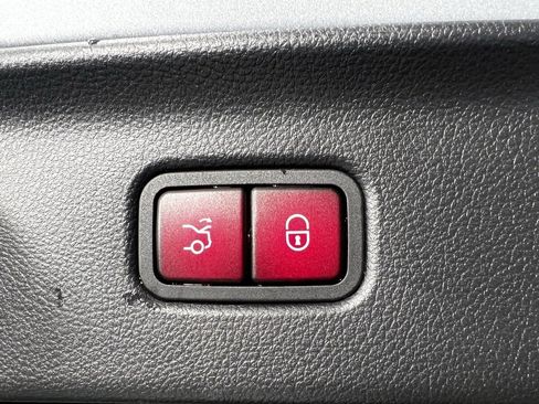 Used 2022 Mercedes-Benz S 580 4MATIC Sedan image 18