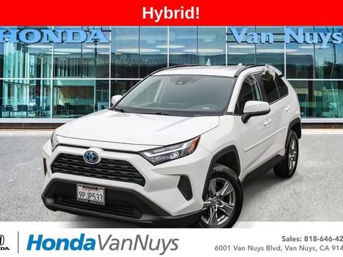 Used 2023 Toyota RAV4 LE AWD/4WD image 1
