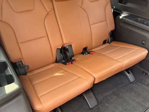 Used 2023 Kia Telluride EX X-Line AWD/4WD image 34