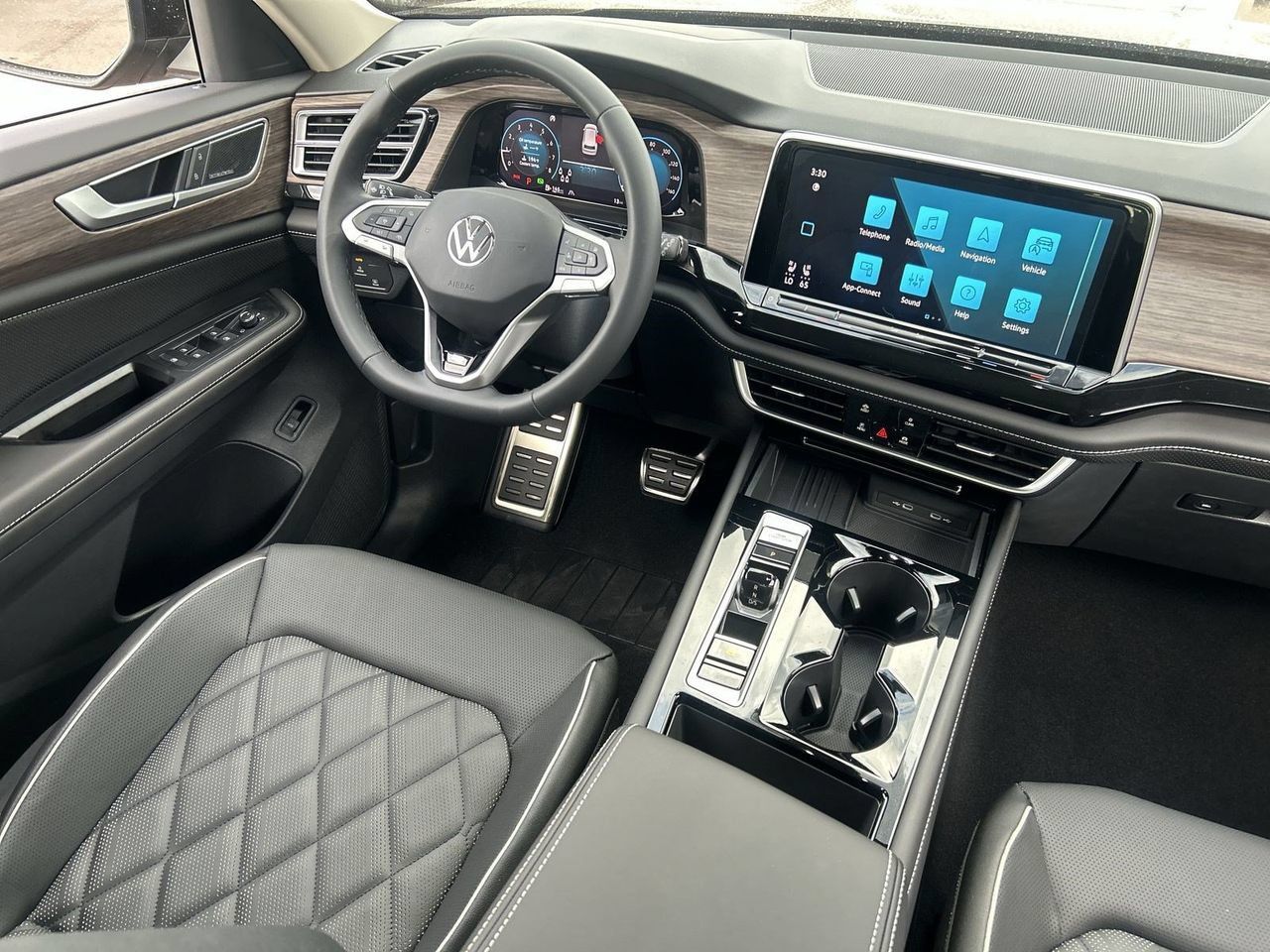 New 2026 Volkswagen Atlas SEL Premium R-Line AWD/4WD image 10