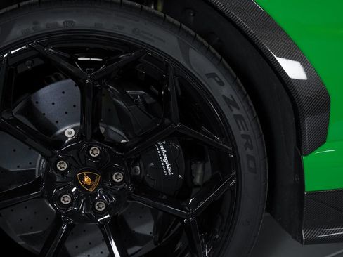 Used 2023 Lamborghini Urus Performante image 22