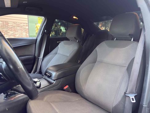 Used 2018 Dodge Charger SXT w/ Blacktop Package image 26