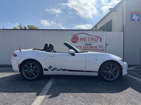 Used 2017 MAZDA MX-5 Miata Grand Touring image 6