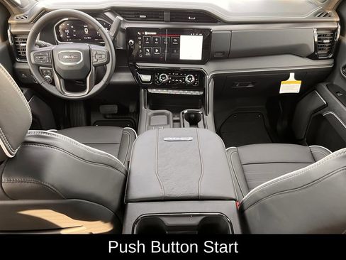 Used 2026 GMC Sierra 2500 AT4X image 9