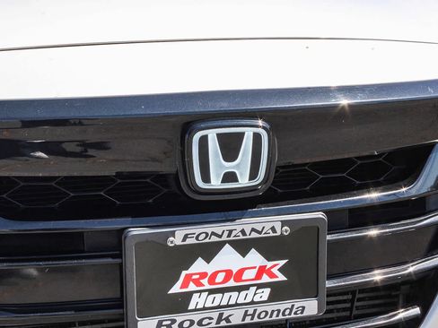 Used 2020 Honda Accord Sport image 5