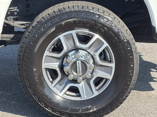 Certified 2024 Ford F250 Lariat w/ FX4 Off-Road Package AWD/4WD image 14