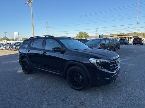 Used 2020 GMC Terrain SLE w/ Driver Convenience Package image 10