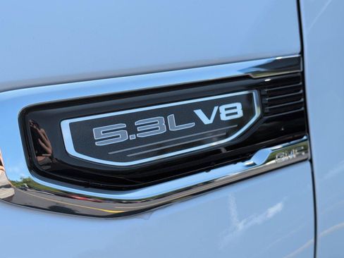 New 2026 GMC Sierra 1500 SLT w/ SLT Premium Plus Package AWD/4WD image 11