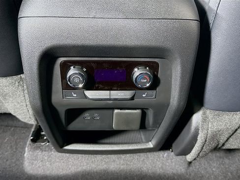 New 2026 Chevrolet Traverse RS AWD/4WD image 33