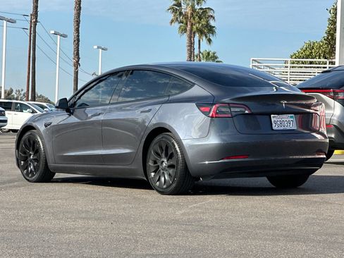 Used 2023 Tesla Model 3 Standard Range RWD image 3