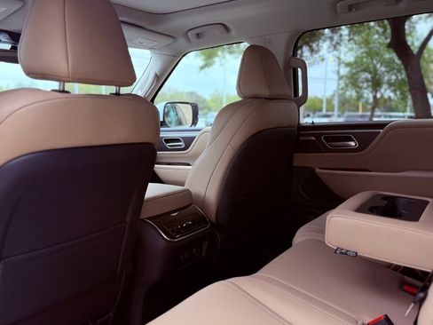 New 2026 INFINITI QX80 Pure RWD image 29