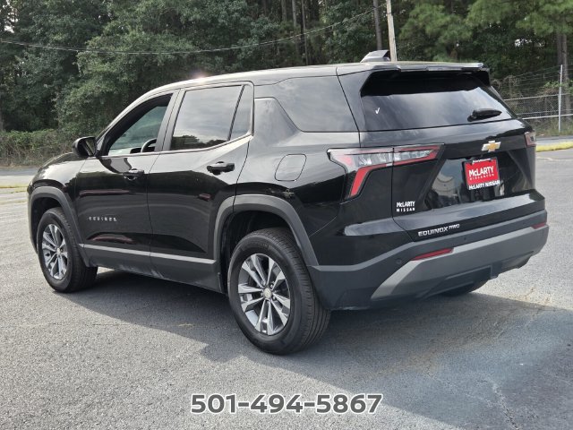 Used 2025 Chevrolet Equinox LT AWD/4WD image 3