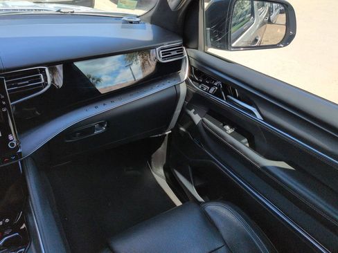 Used 2024 Jeep Grand Wagoneer L Series II w/ Quick Order Packagew 28T image 17