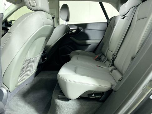 Certified 2025 Audi Q8 Premium Plus w/ Premium Plus Package image 28