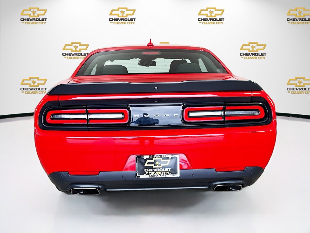 Used 2023 Dodge Challenger R/T RWD image 7