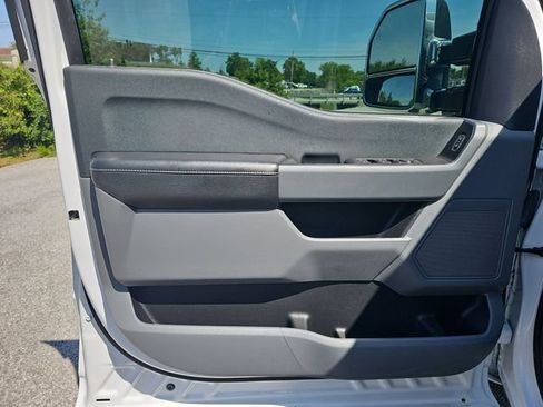 Used 2022 Ford F150 XLT w/ Trailer Tow Package AWD/4WD image 10