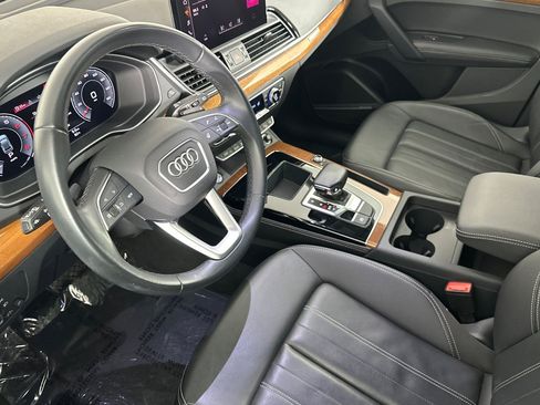 Used 2023 Audi Q5 2.0T Premium Plus w/ Premium Plus Package AWD/4WD image 9