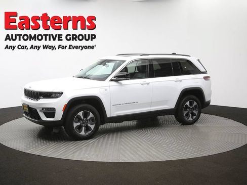 Used 2023 Jeep Grand Cherokee 4WD 4xe image 61