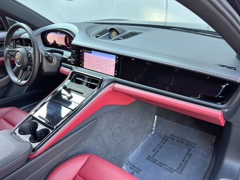 Used 2025 Porsche Panamera 4 E-Hybrid AWD/4WD image 15