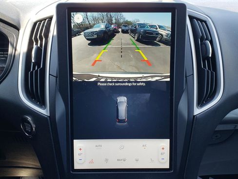 Used 2023 Ford Edge SEL w/ Convenience Package image 14