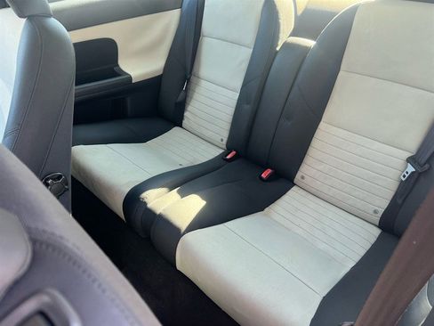 Used 2011 Volvo C30 T5 image 35