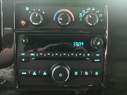 Used 2020 GMC Savana 2500 Extended w/ Enhanced Convenience Package image 35