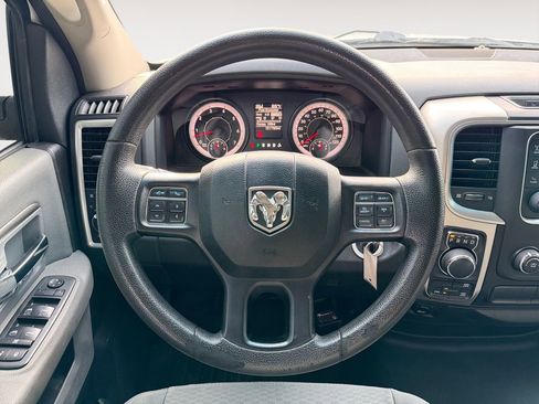 Used 2017 RAM 1500 Classic SLT AWD/4WD image 23
