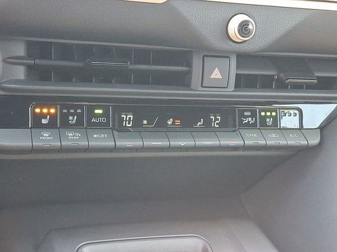 Used 2023 Toyota Crown Platinum AWD/4WD image 23