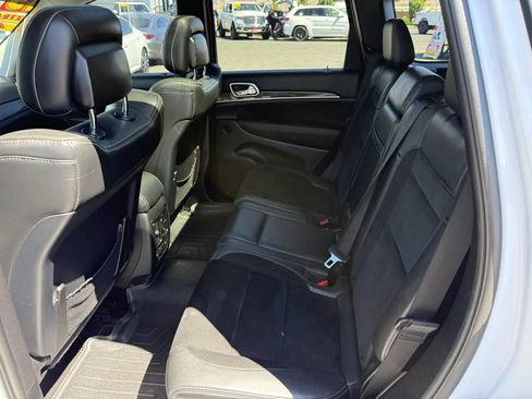 Used 2013 Jeep Grand Cherokee SRT8 AWD/4WD image 13