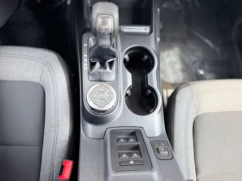 Used 2023 Ford Bronco 4-Door AWD/4WD image 19