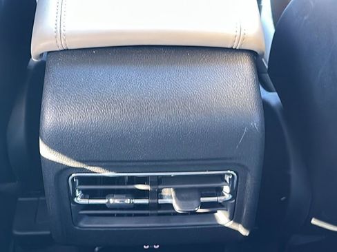 Used 2025 Lincoln Corsair FWD image 21