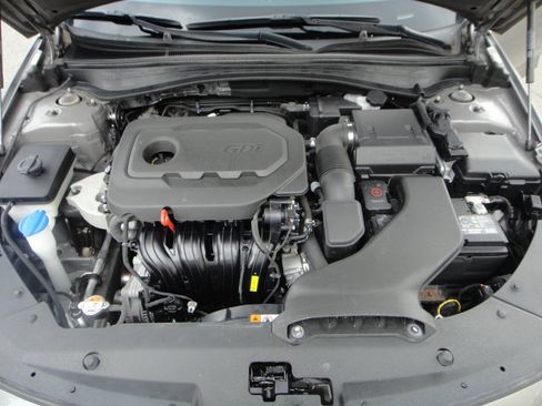 Used 2017 Kia Optima EX FWD image 16