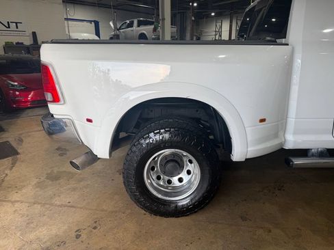 Used 2014 RAM 3500 Laramie Longhorn AWD/4WD image 15