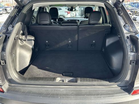 Used 2021 Jeep Cherokee Trailhawk w/ Trailer Tow Group image 11