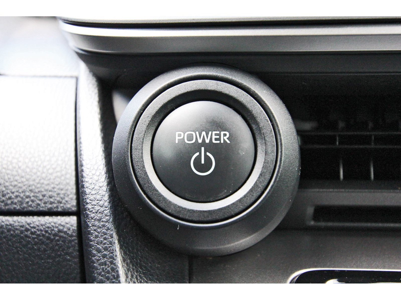 Used 2023 Toyota Prius LE FWD image 24