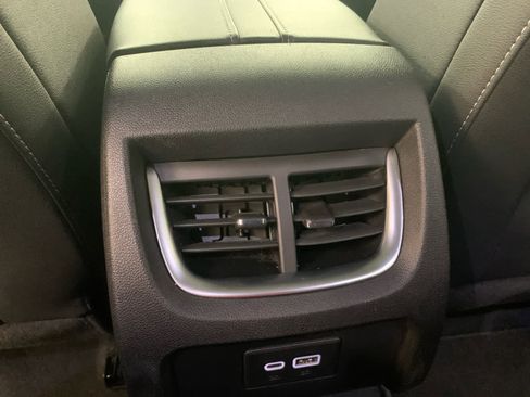 Used 2024 Chevrolet Blazer LT FWD image 18