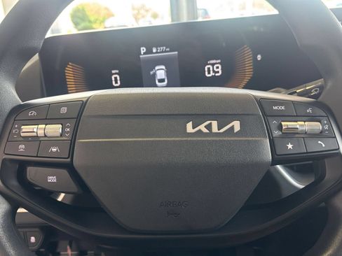 Used 2026 Kia K4 FWD image 27