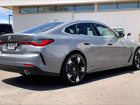 Used 2025 BMW 430i w/ Premium Package RWD image 12