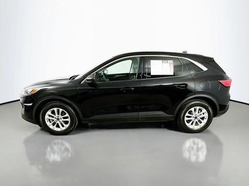 Used 2022 Ford Escape SE image 5