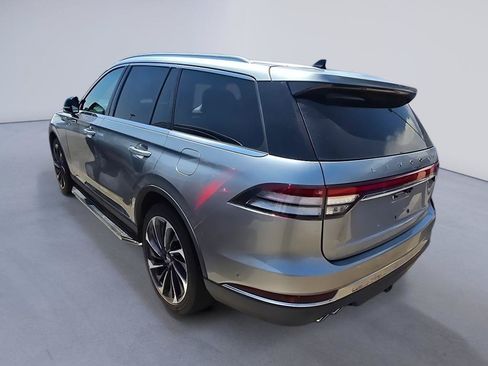 Used 2022 Lincoln Aviator Reserve w/ Equipment Group 201A AWD/4WD image 3